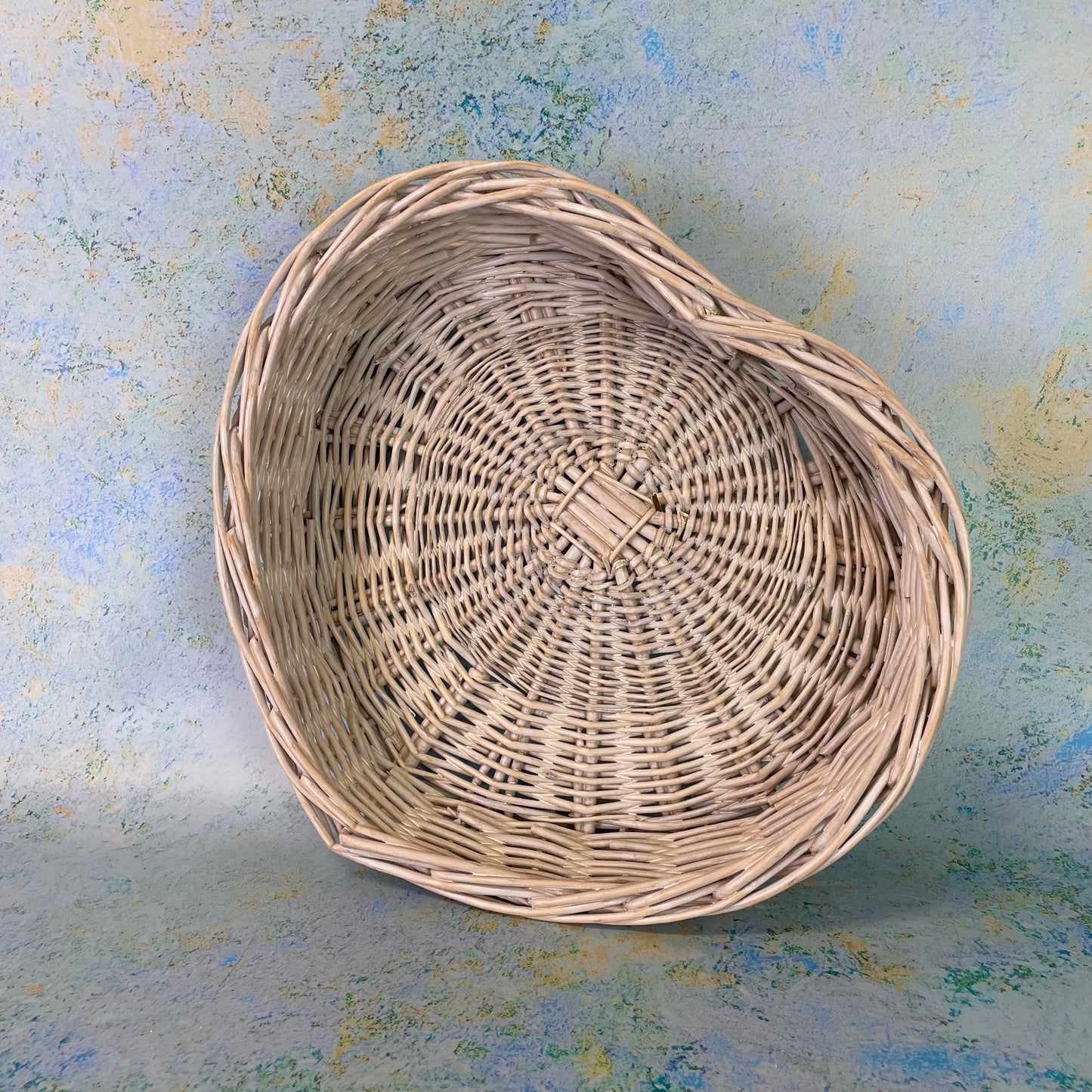 Wicker Heart Shaped Basket - Medium