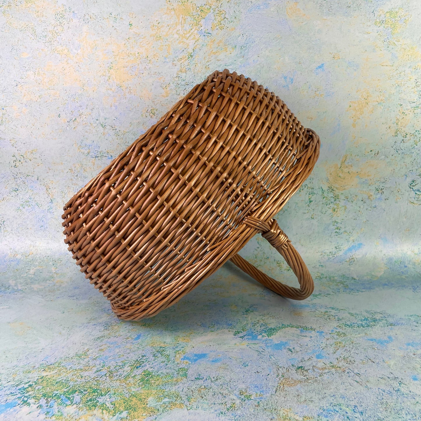 Deluxe Willow Shopping Basket