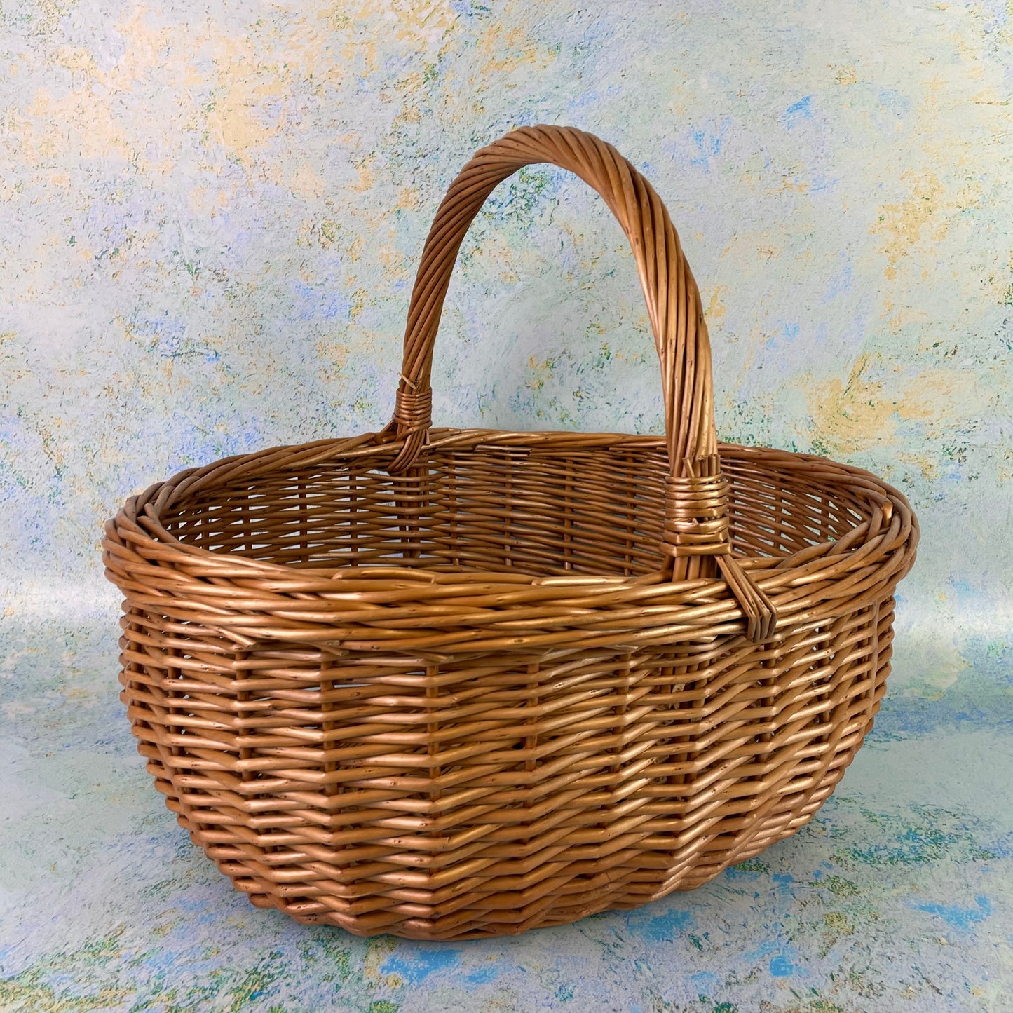 Deluxe Willow Shopping Basket