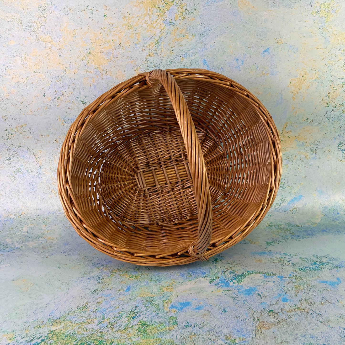 Deluxe Willow Shopping Basket